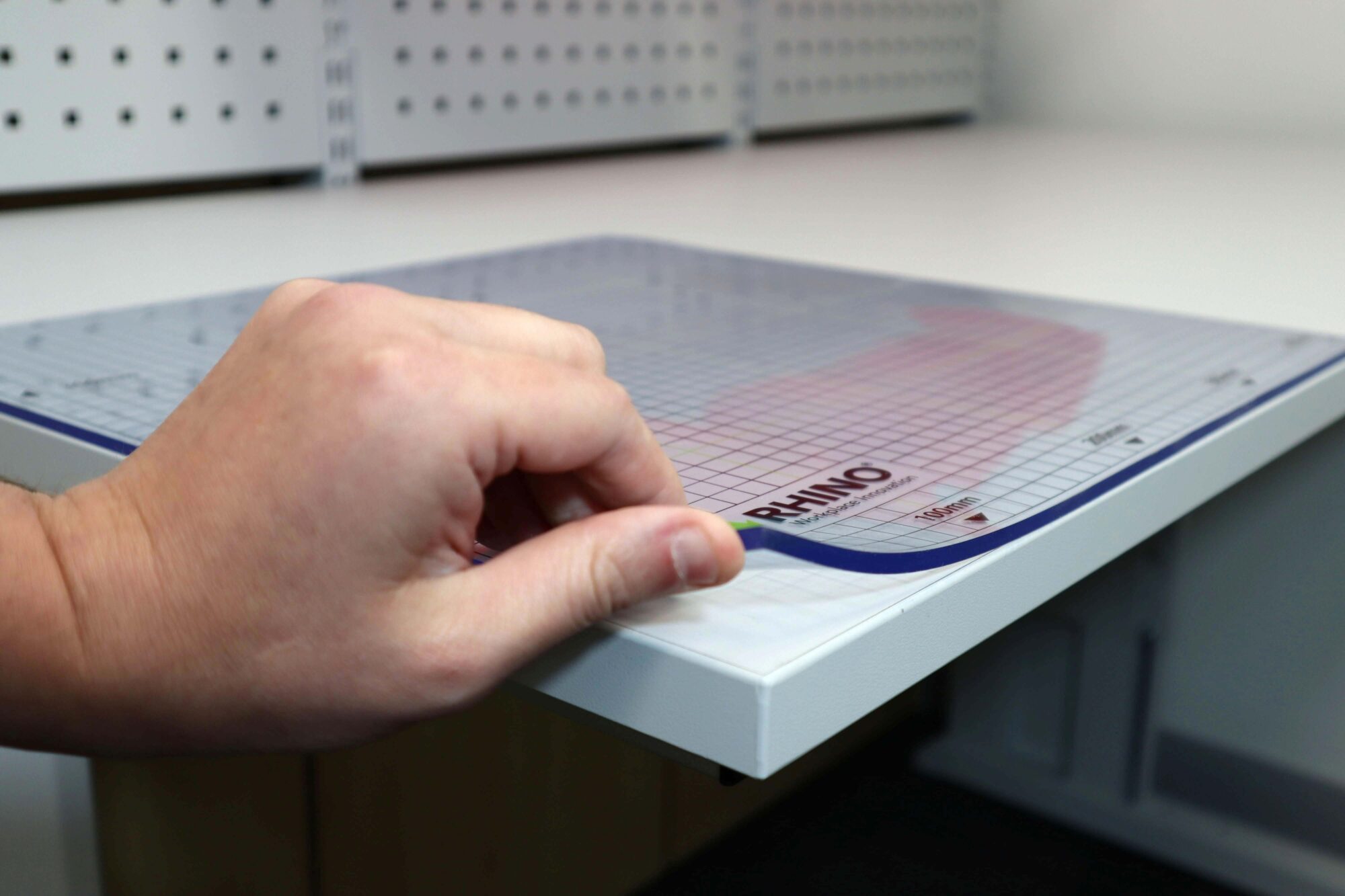 Rhino SupaSeal Clear Self-Healing Mat with Grid - Image 2