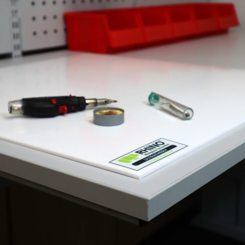Rhino Ultratherm Heat-Resistant Workbench Mat